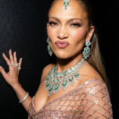 Jennifer Lopez 