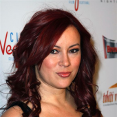 Jennifer Tilly