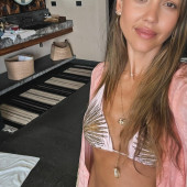 Jessica Alba 