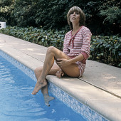 Jo Ann Harris 