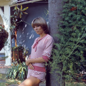 Jo Ann Harris 