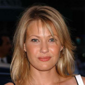 Nude joey lauren adams