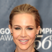 Julie Benz