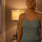 Kaley Cuoco 