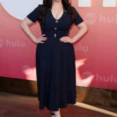 Kat Dennings