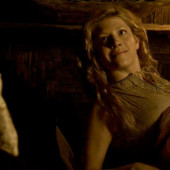 Katheryn Winnick 