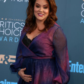 Katy Mixon body