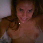 Kelli Garner leaked nude pics