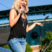 Kellie Pickler jeans