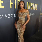 KiKi Layne 