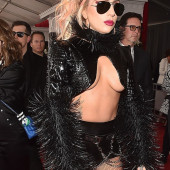 Lady Gaga braless