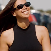 Laura Villars 