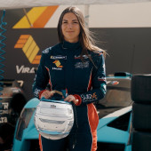 Laura Villars 