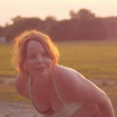 Lauren Ambrose 