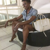 Leslie Jones 