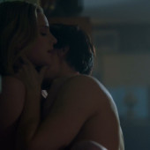 Lili Reinhart 