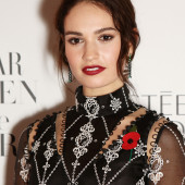 Lily James heiss