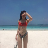 Lily Mo Sheen beach