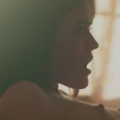 Lucy Hale nackt scene