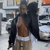 Luna Blaise 