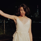 Margaret Qualley 