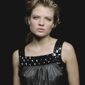 Melanie Thierry 