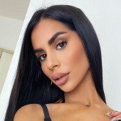 Mia Madisson