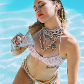 Miley Cyrus bikini