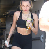 Miley Cyrus cameltoe