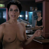 Has neve campbell ever been nude.