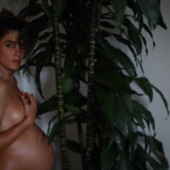 Nikki Reed pregnant