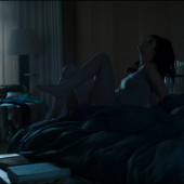 Olga Kurylenko 