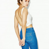 Olivia Cooke jeans