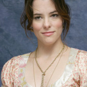 Parker Posey body