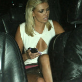 Paulina Gretzky upskirt