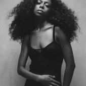 Ravyn Lenae 