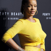 Rihanna nipple