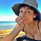 Rosario Dawson 