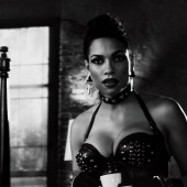Rosario Dawson 