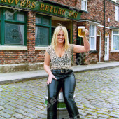 Sally Lindsay hot