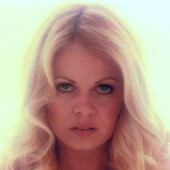 Nude pictures of sally struthers