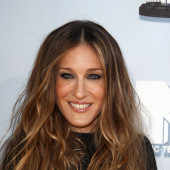 Sarah jessica parker nip slip