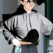 Selena Gomez leggings