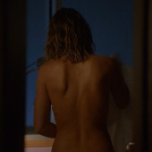 Serinda Swan 