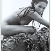 Simone Kessell nude