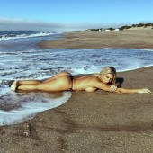 Solci Perez topless