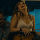 Sophia Bush 