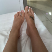 Tara Tabitha 