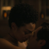 Tati Gabrielle 