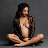 Vanessa Morgan 
